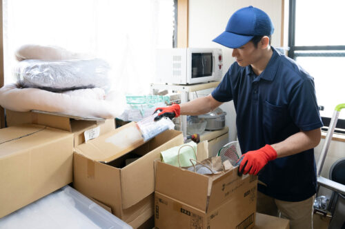 埼玉でゴミ屋敷片付けをしたい方へ | 掃除費用相場や業者選びの注意点などを解説